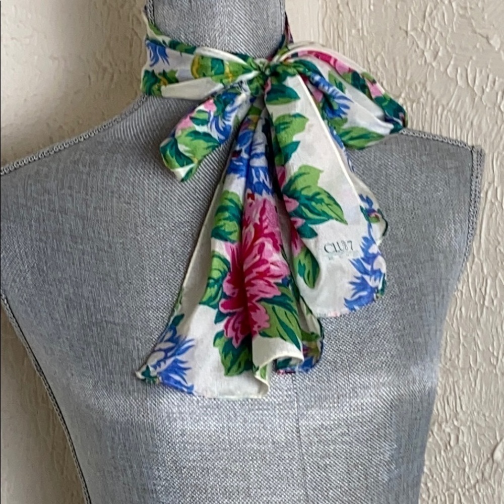 Vintage Club 7 Echo Floral Head Tie Scarf